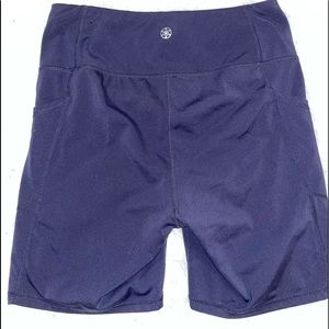 GAIAM // Size : M // Condition : Worn twice, great condition